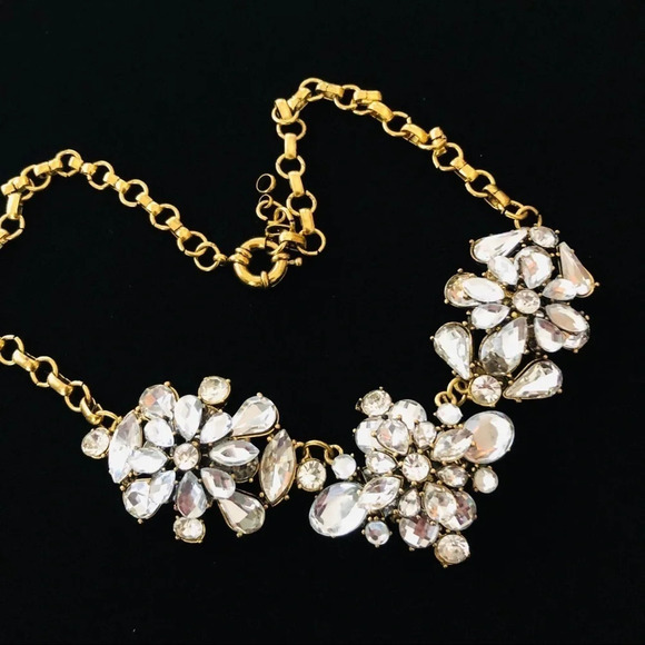 Clear crystal Gold tone Statement Necklace Blingy - Picture 2 of 4